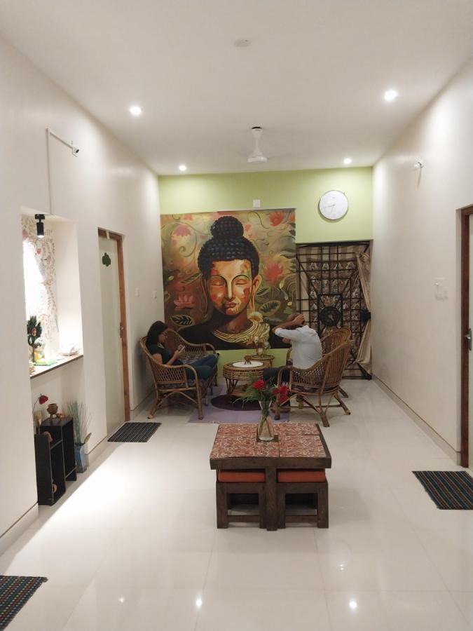 Funk Monk Villa Hostel Pondicherry Auroville Eksteriør billede